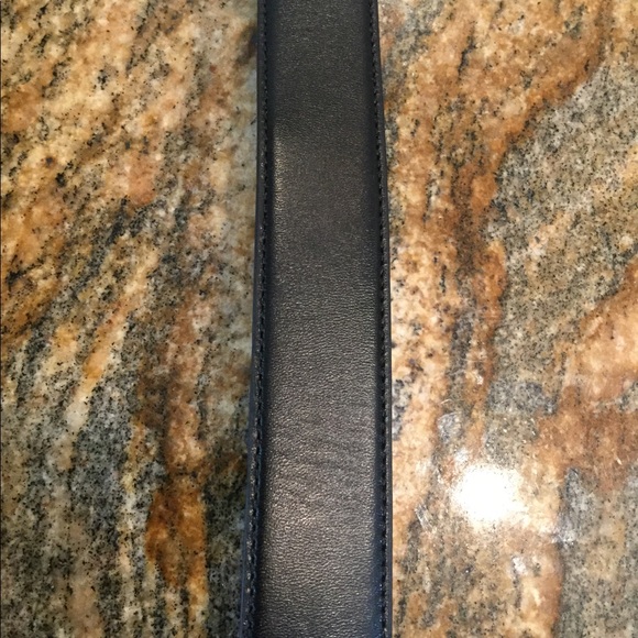 2 sided reversible Coach belt - Picture 2 of 4